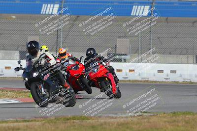 media/Nov-26-2022-Fastrack Riders (Sat) [[b001e85eef]]/Level 1/Session 3 Outside Turn 9/